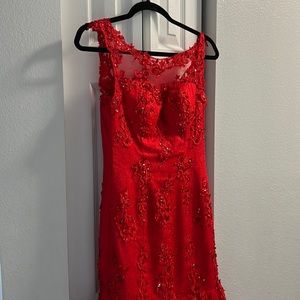 Women Dresser